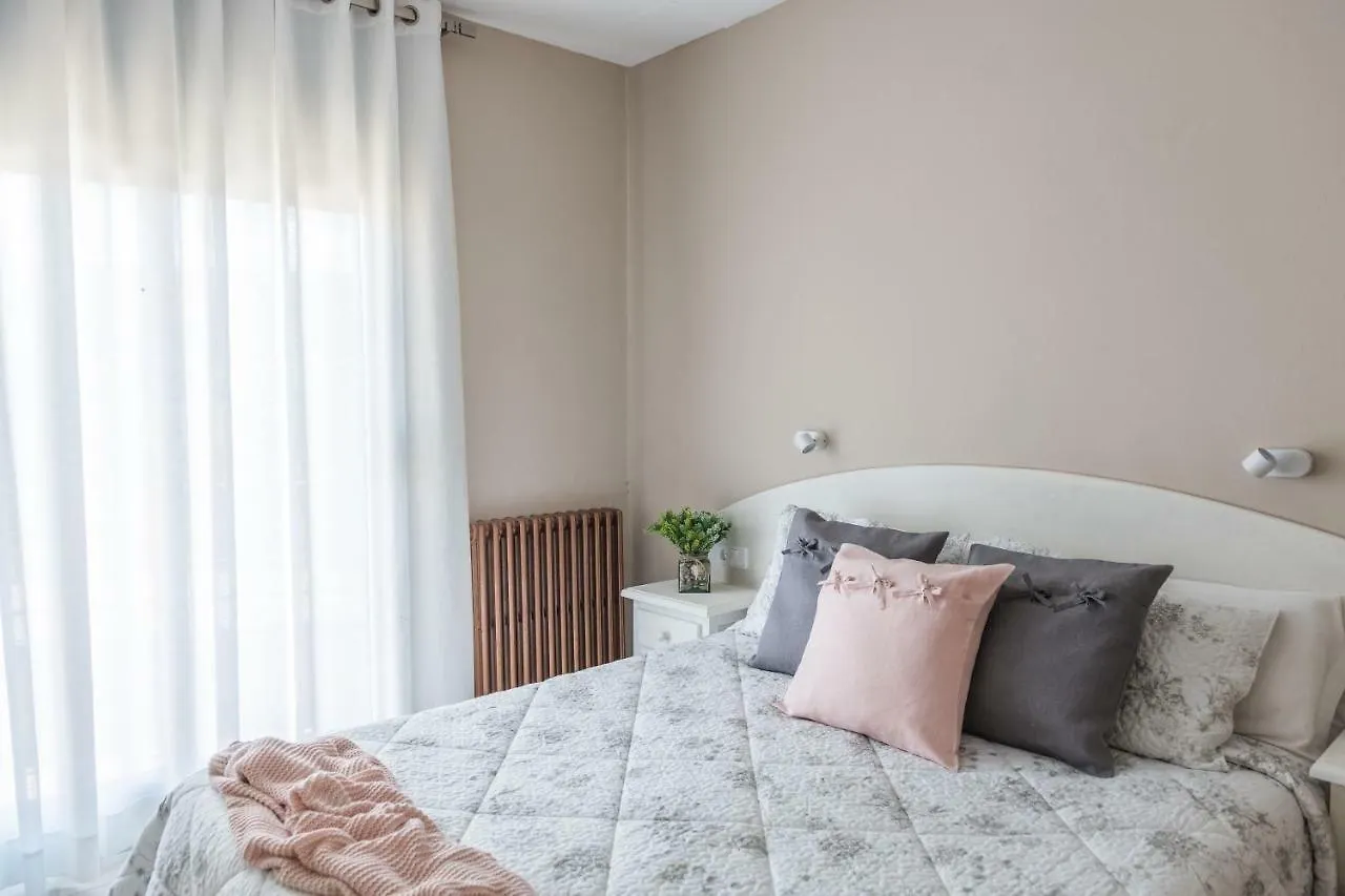 Hostal Buenos Aires Tremp Hotel